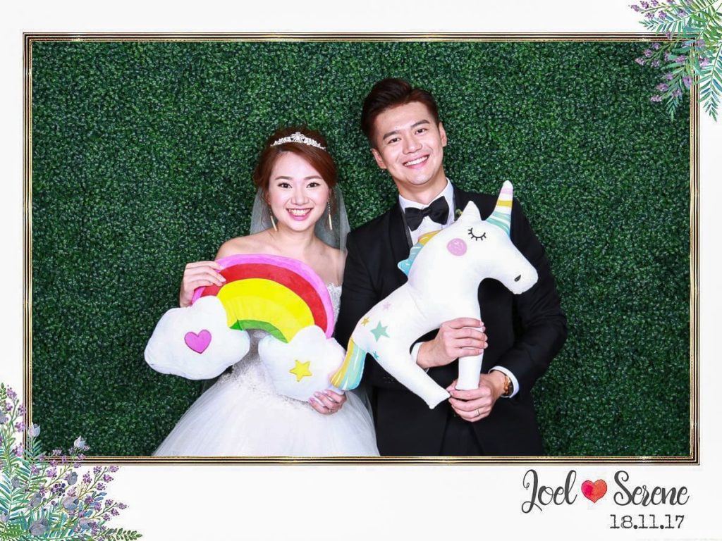photobooth-for-weddings-in-singapore