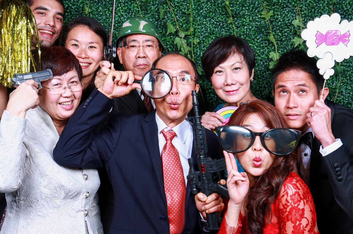 3 REASONS WHY A PHOTO BOOTH MAKES PERFECT SENSE FOR ANY PARTY
