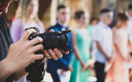 ROVING PHOTOGRAPHY AND ITS RISE IN POPULARITY