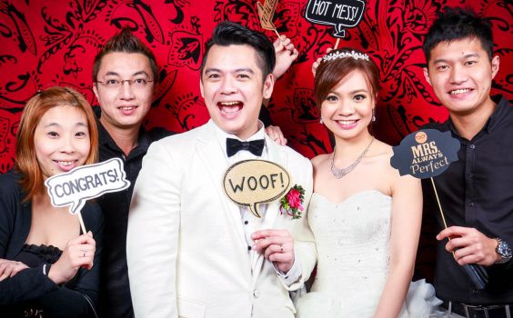 ENHANCING THE ROMANTIC JOURNEY WITH AN INSTANT PHOTO BOOTH