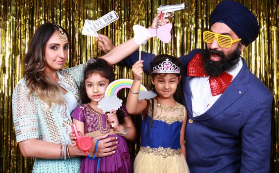 3 OCCASIONS WHERE YOU NEED AN INSTANT PHOTO BOOTH
