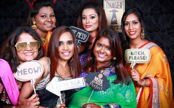 3 REASONS WHY SINGAPOREAN GUESTS LOVE INSTANT PHOTO BOOTHS