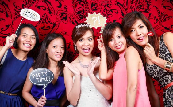 5 TIPS TO HELP YOU MAKE THE MOST OUT OF ANY PHOTO BOOTH