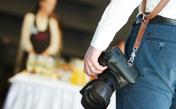 3 KEY MOMENTS EVERY EVENT PHOTOGRAPHER SHOULD CAPTURE