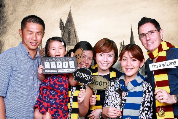 Cloud-Booth-Green-Screen-Photo-Booth-Optimised (35)