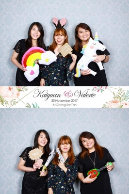 Cloud-Booth-Wedding-Photo-Booth-Optimised (13)