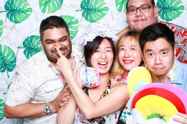 Cheap Photo Booth Singapore